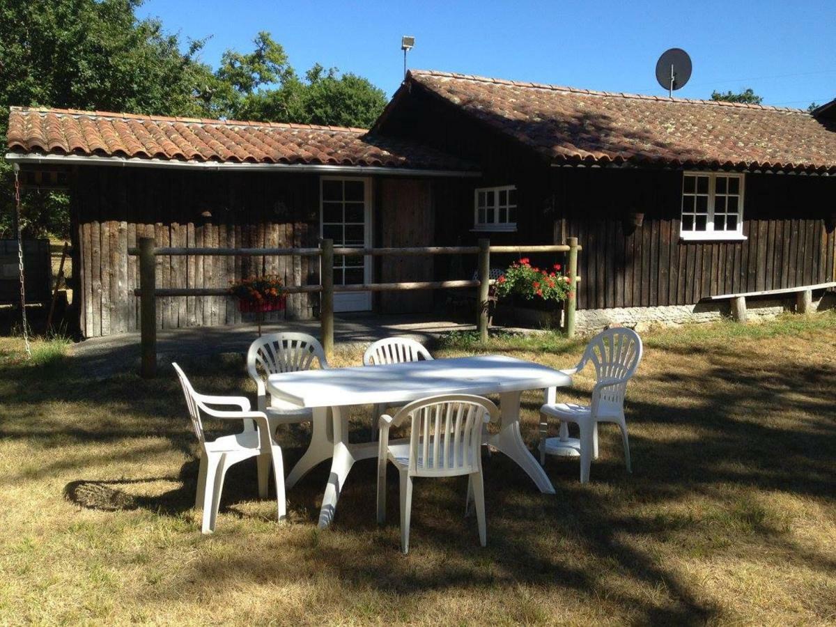 Villa Gite Pechot Luxey Exterior foto